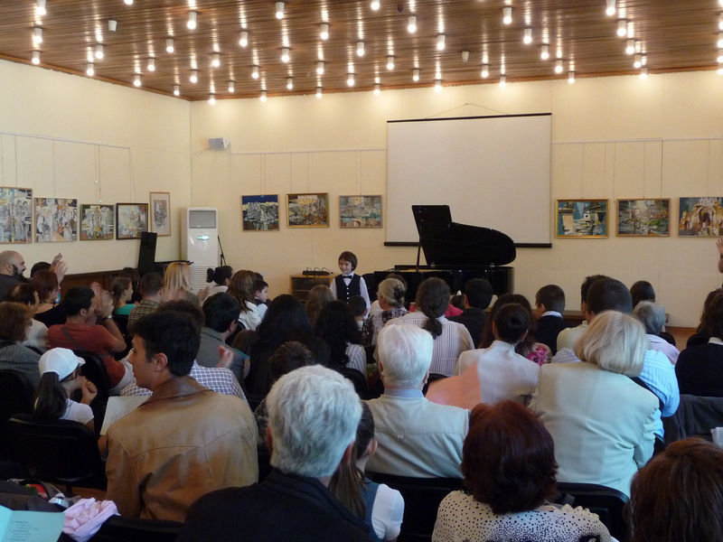 Lazar Mitzov - 8 years old (15.05.2011)