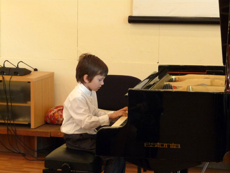 Filip Bratkov - 5 years old (15.05.2011)