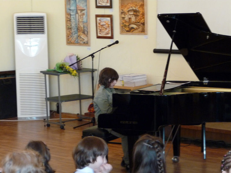 Samuil Vaklinov - 9 years old (18.12.2011)