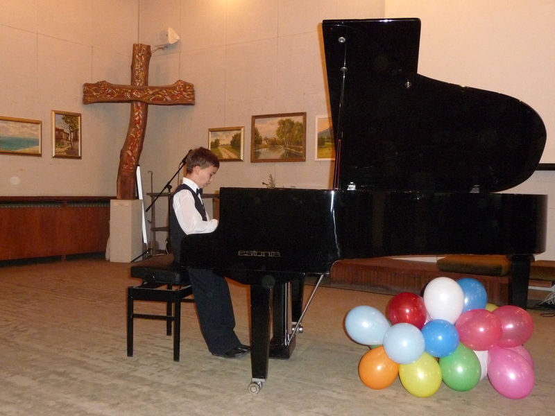 Lazar Mitzov