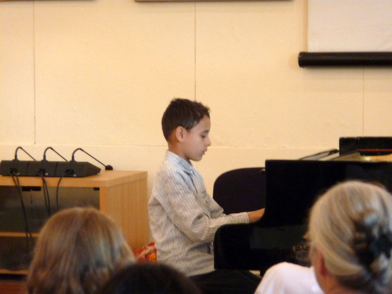 Alexander Tomov - 9 years old (15.05.2011)