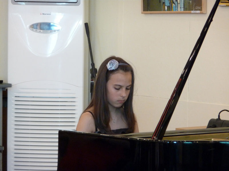 Йоана Лолова - 10г. (15.05.2011)