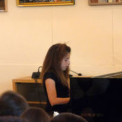 Яна Луджева - 10г. (15.05.2011)