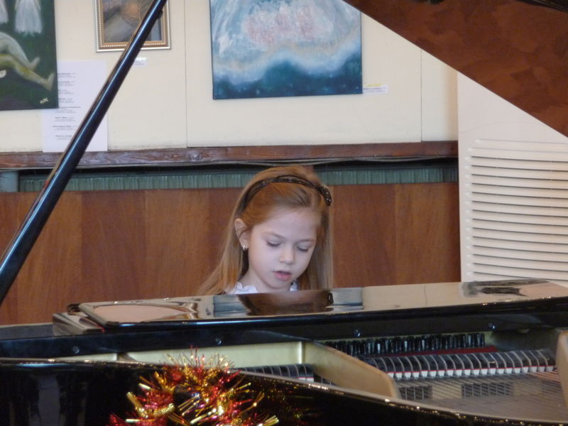 Victoria Nikolaeva 6 years old